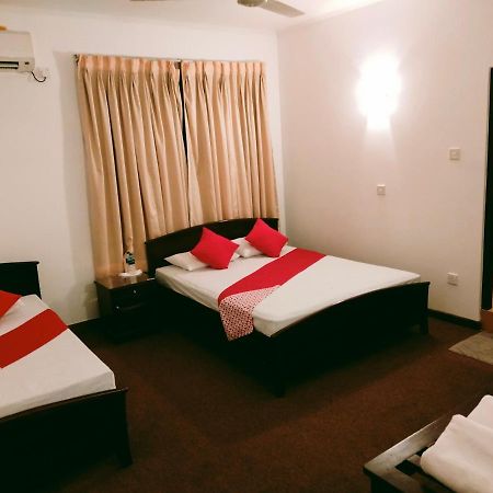Chinese Lotus Luxapathiya - Shanghai Hotel Моратува Экстерьер фото