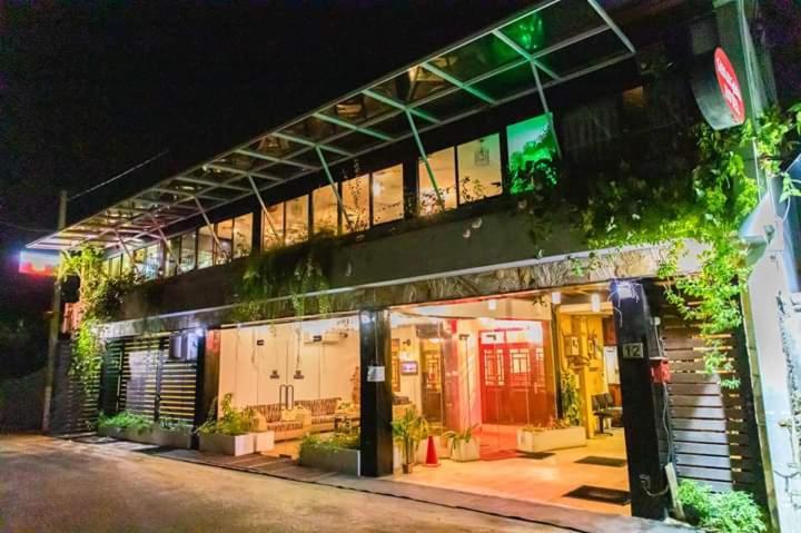 Chinese Lotus Luxapathiya - Shanghai Hotel Моратува Экстерьер фото